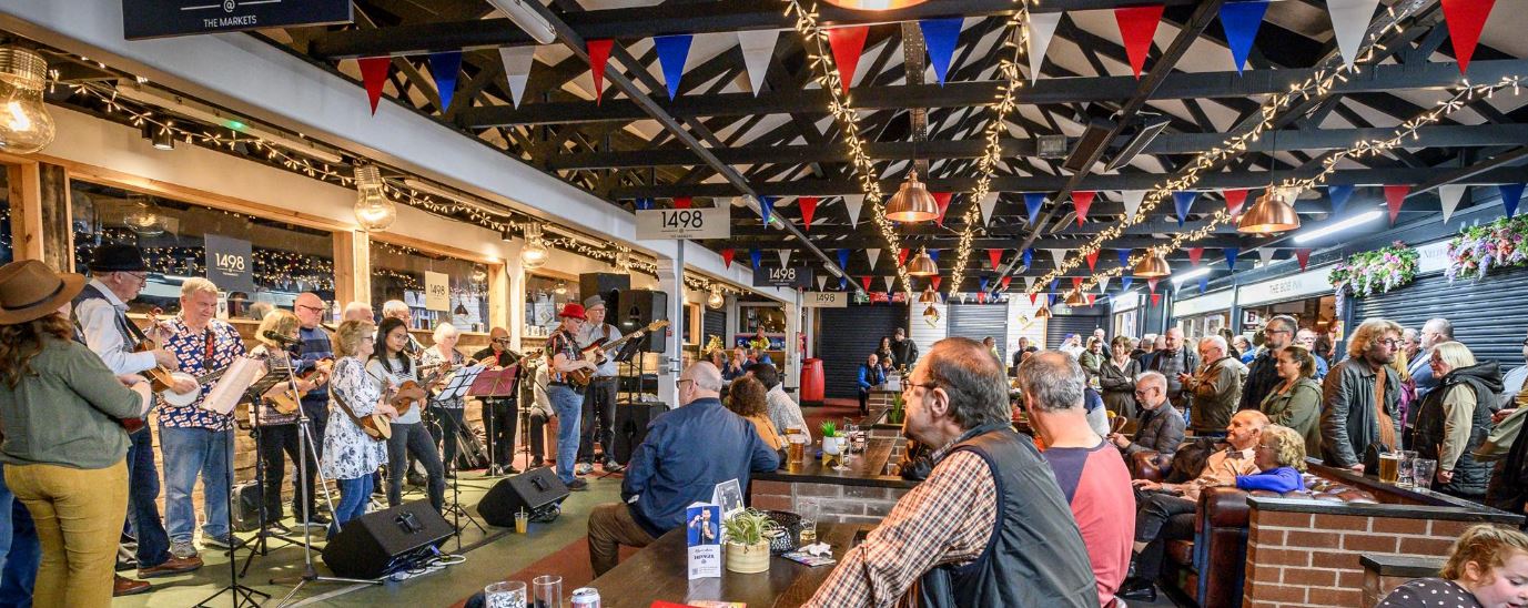 Performers 1498 Market